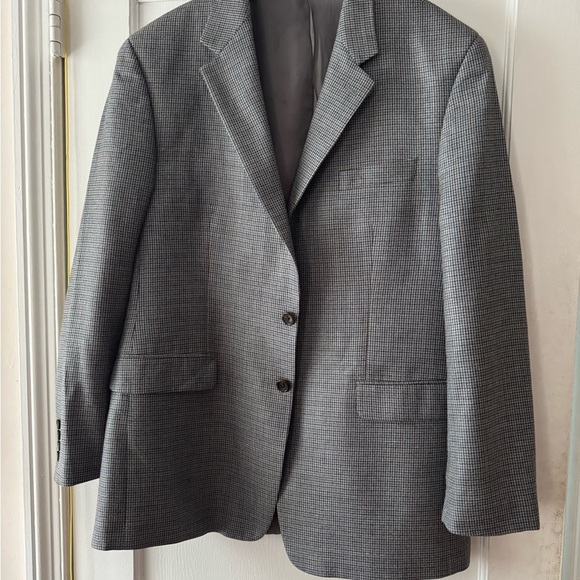 Ralph Lauren Other - Ralph Lauren Men's Blazer wool/silk blend checkered, 2 button size 44R, formal